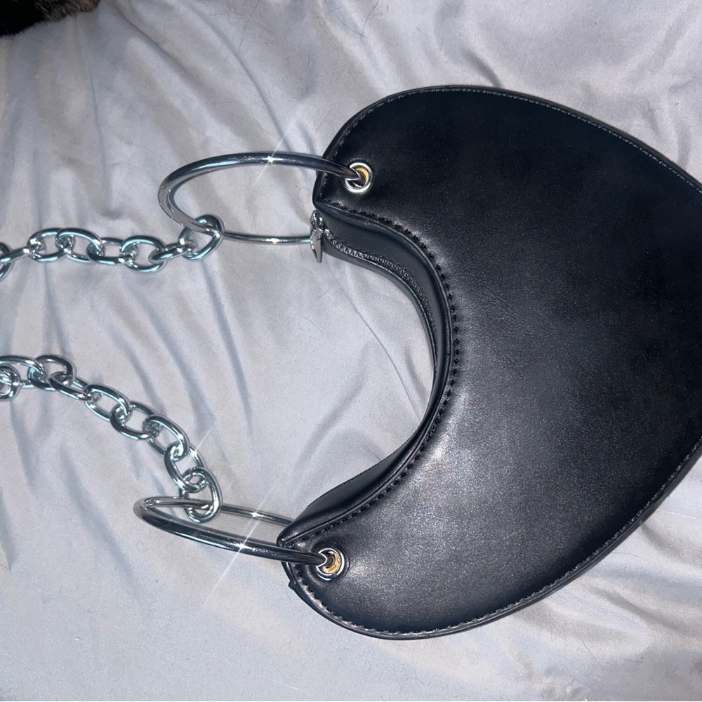 Chic Black Women's Bag with Silver Chain